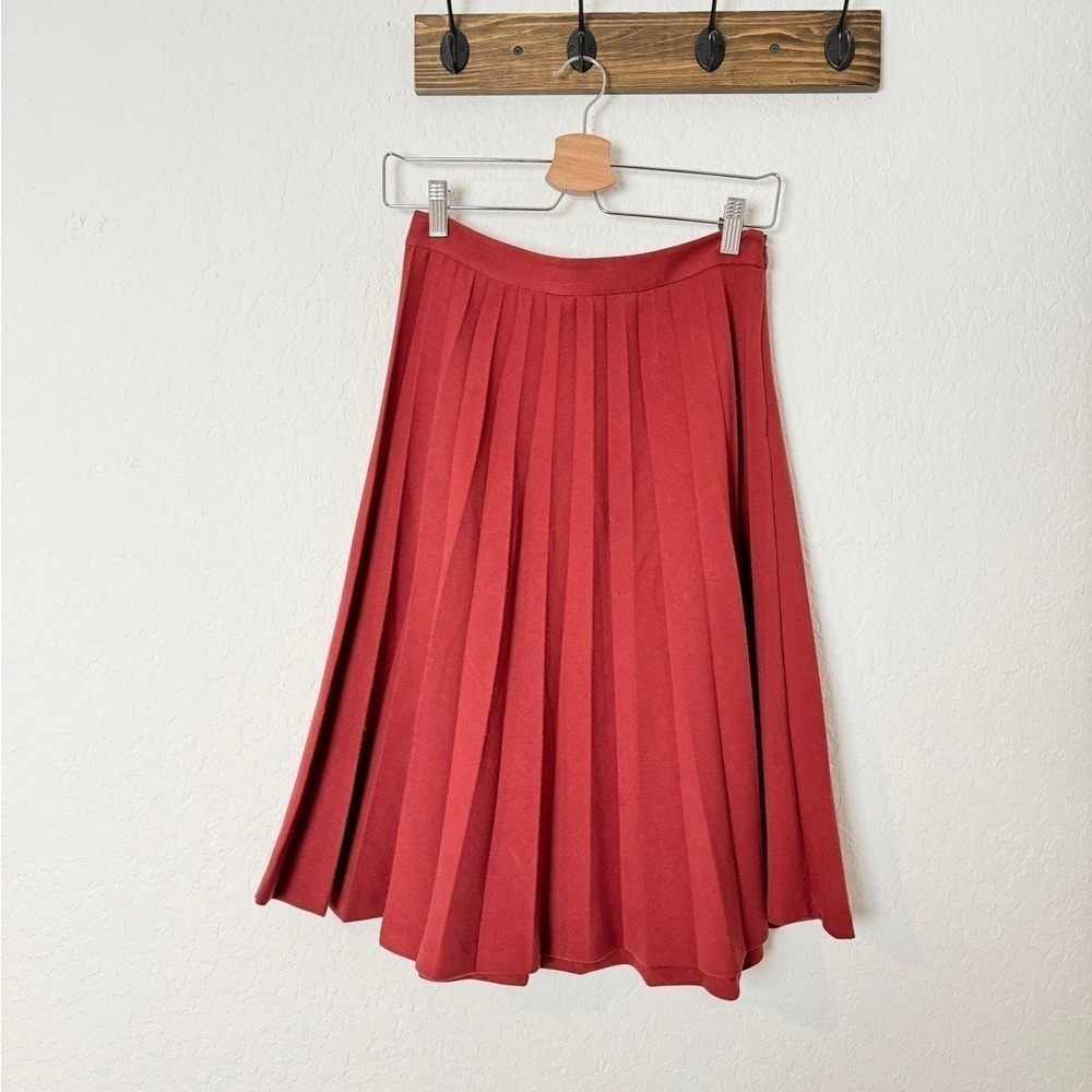 Kate Spade Pleated Skirt - Picture 1 of 5